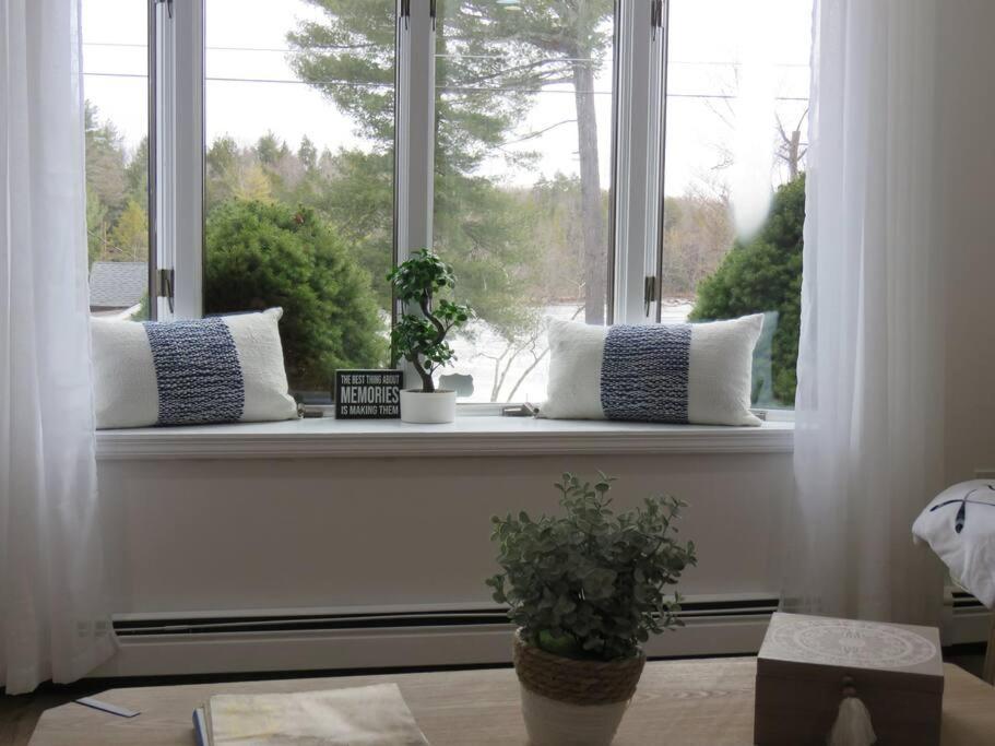 Catskills Cottage With Lake View Book Now Rock Hill Екстериор снимка