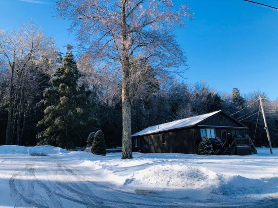 Catskills Cottage With Lake View Book Now Rock Hill Екстериор снимка
