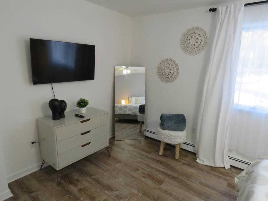 Catskills Cottage With Lake View Book Now Rock Hill Екстериор снимка